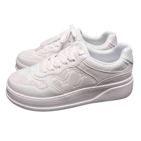 Nine West Gingy3 All White Lace Up Platform Sneakers Classic Design Size 10M - Picture 7 of 8